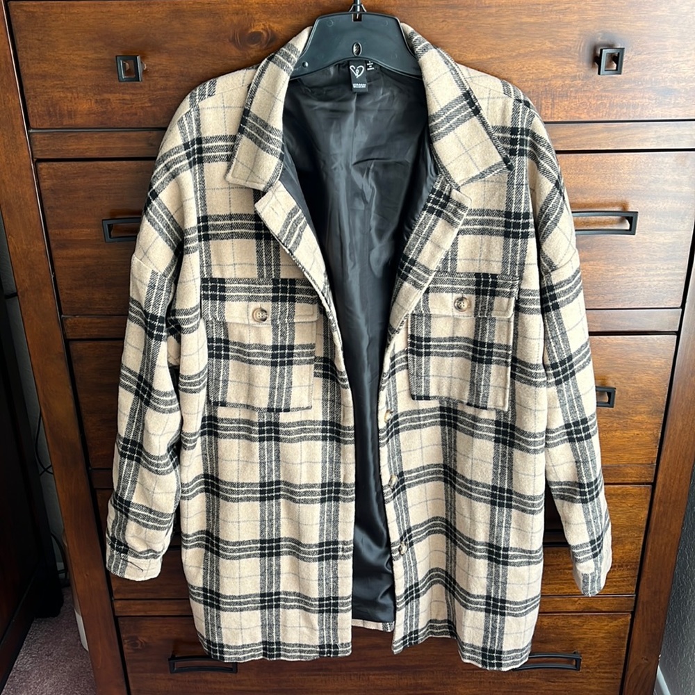 Windsor Plaid Jacket in Black and Cream